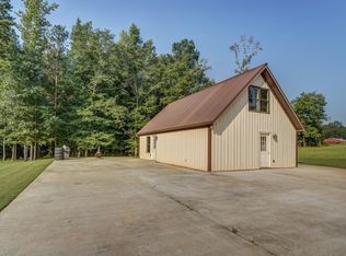 1060 Sewell Church Rd, Mansfield, GA 30055