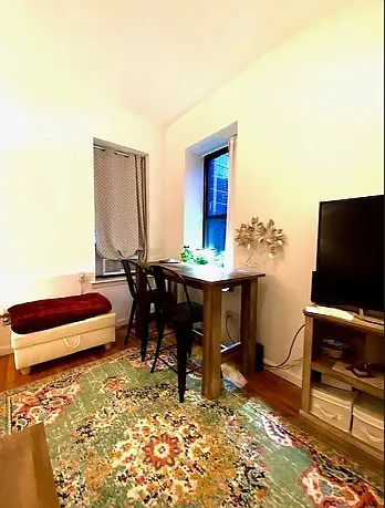 400 E 91st St #2E — Photo 2