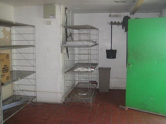 4th image of 7344 Baker Blvd