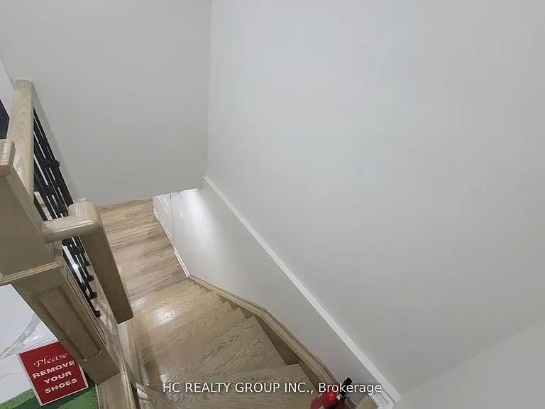 44 Dorothy Britton Dr — Photo 2