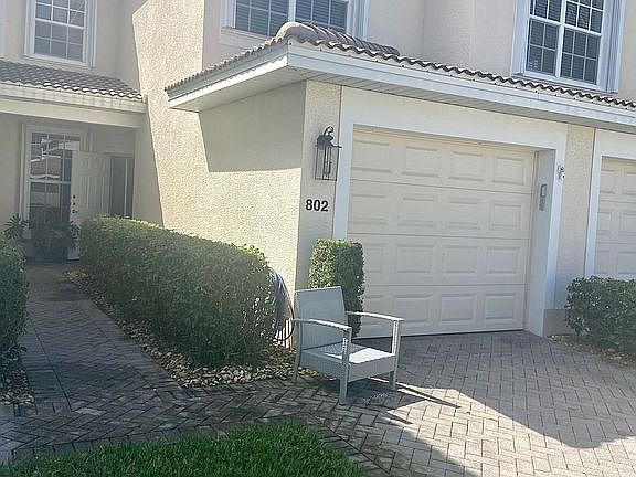 Welcome to your beach home!