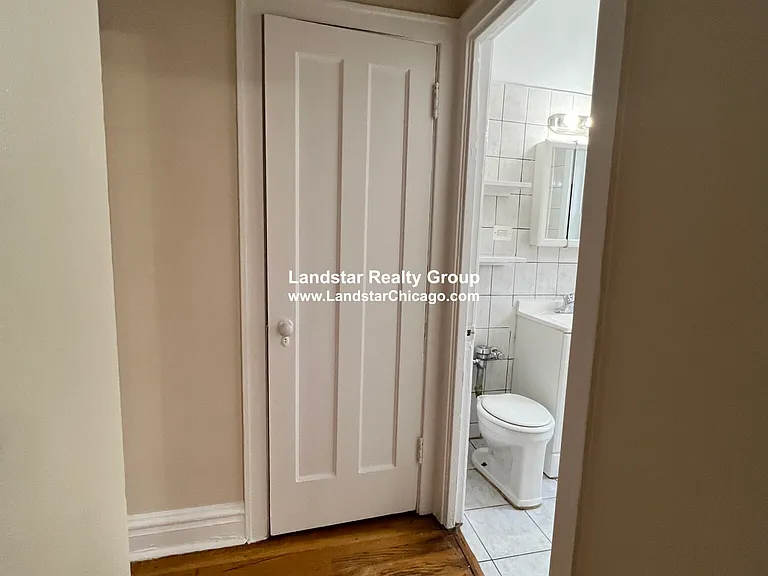 4937 N Whipple St #2W — Photo 11