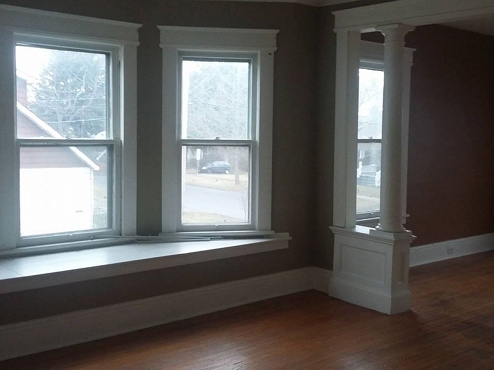 1st image of 709-11 Dewitt St