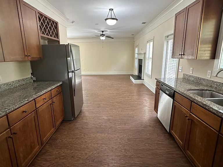 340 Ridge Pointe Dr — Photo 6