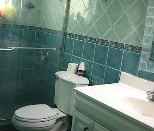 4th image of 1575 Euclid Ave #2003