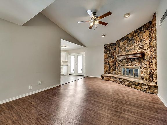4th image of 418 Kingston Dr