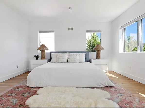 104 King Street image 14 of 28