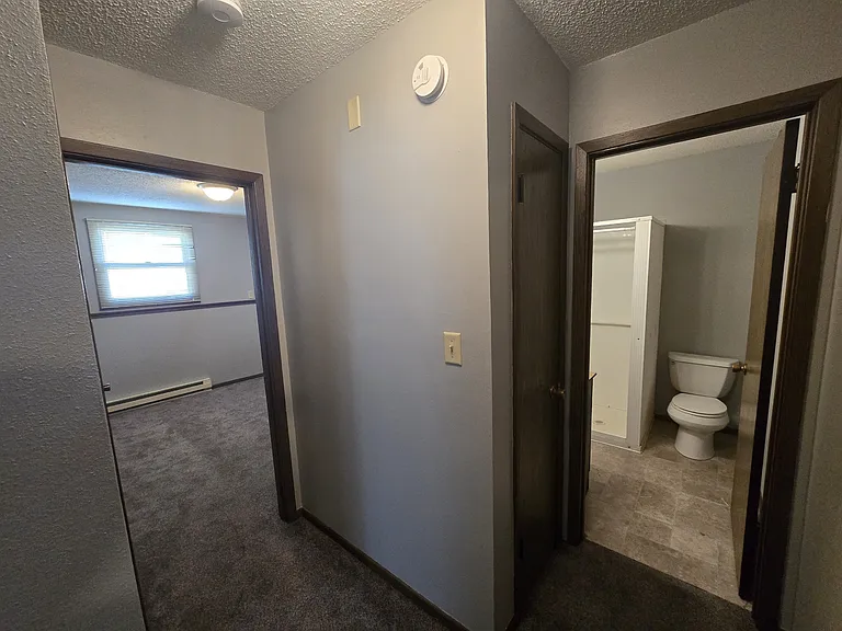 1840 W 3rd St #B — Photo 15