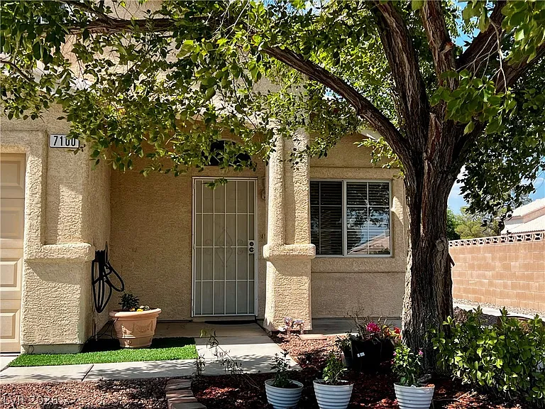 7100 Village Shore Ct — Photo 25
