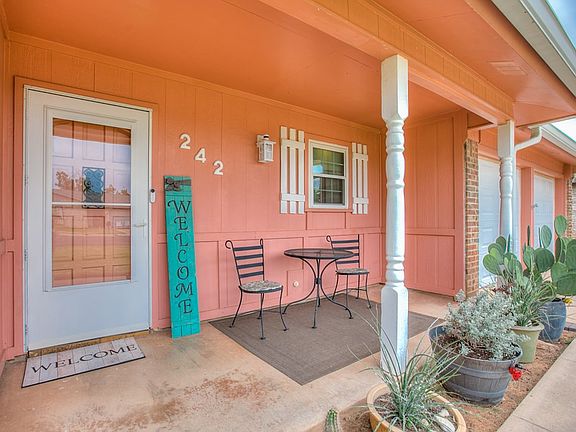 5th image of 242 Amistad Rd