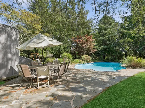 20 N Farragut Rd, Montauk, NY 11954