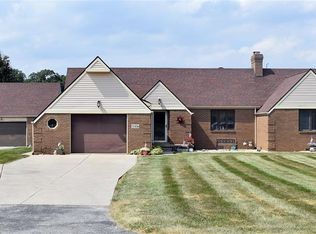 8345 Manore Rd, Grand Rapids, OH 43522