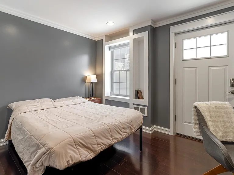 115 E Bishop St #1 — Photo 17