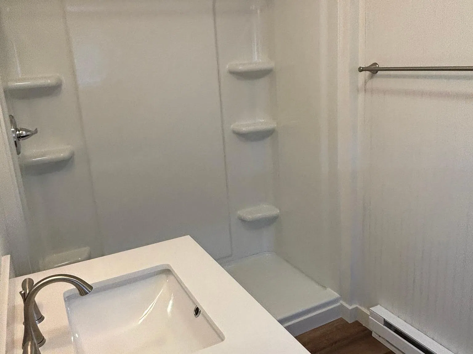 1 bed, 700 sqft, $1,595 — Photo 3
