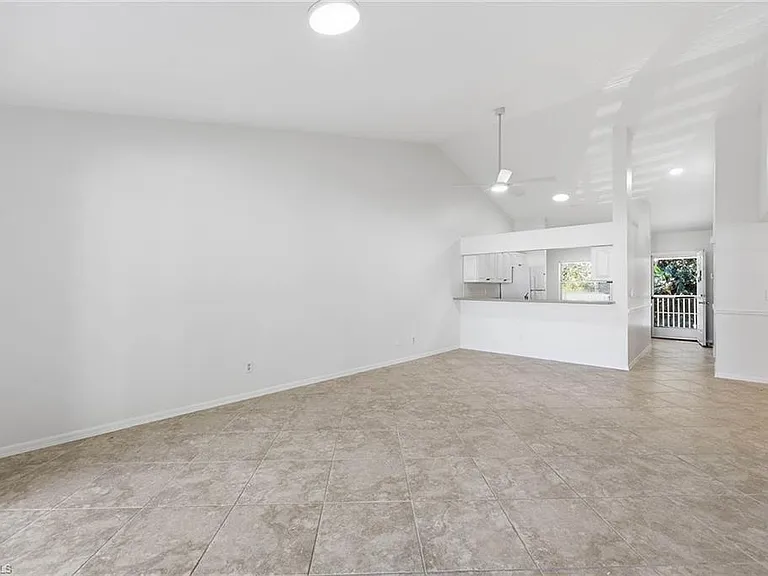 138 Pebble Shores Dr #201 — Photo 8