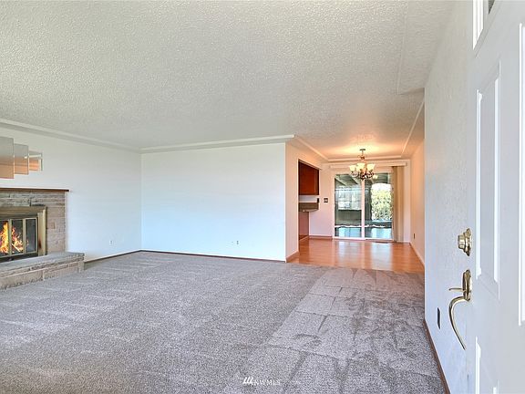 Large Living Room