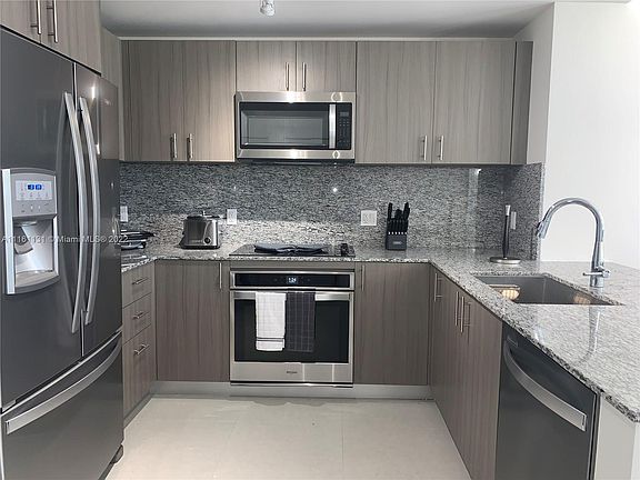 2nd image of 5300 Paseo Dr #1209