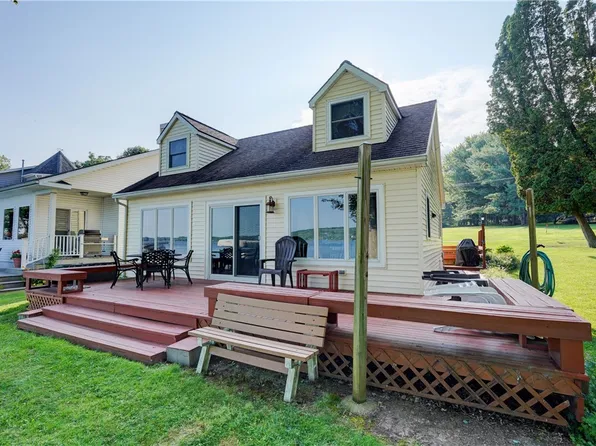 5316 Picketts Cv, Honeoye, NY 14471