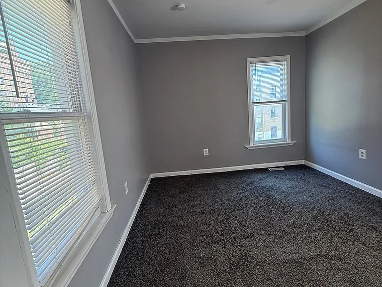 151 Calvert St — Photo 26