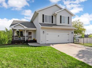 74 Andrea Ct, Iowa City, IA 52246