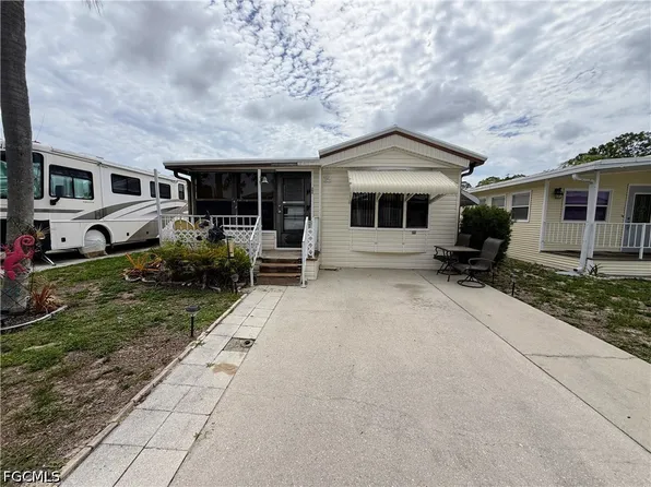 204 Sojourn Dr, North Fort Myers, FL 33903