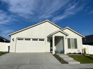 2596 Clark Ridge Dr, Richland, WA 99352