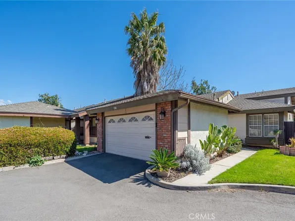 2106 E Wellington Ave, Santa Ana, CA 92701