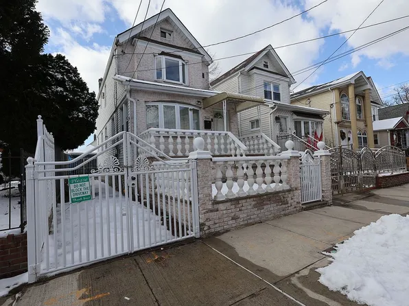 94-22 110th St #1FAM, South Richmond Hill, NY 11419