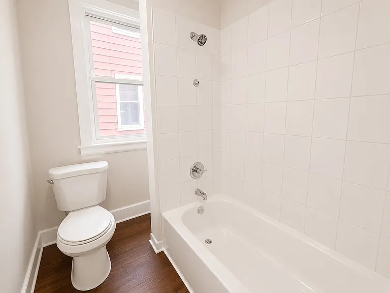 267 Clinton Pl — Photo 4