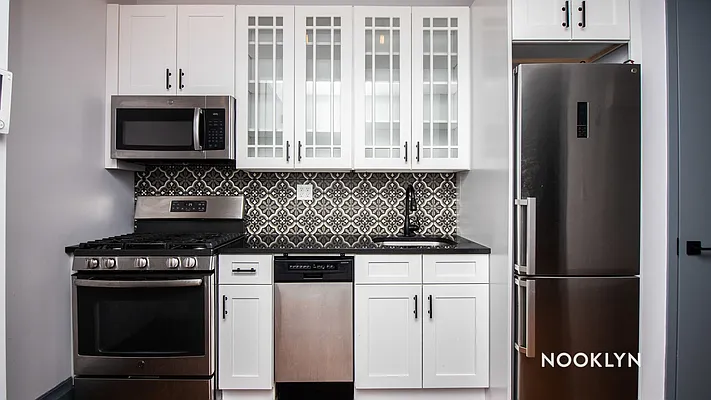 Rented by Nooklyn NYC LLC | media 19