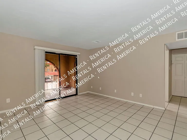 6351 N Barcelona Ct #817 — Photo 6