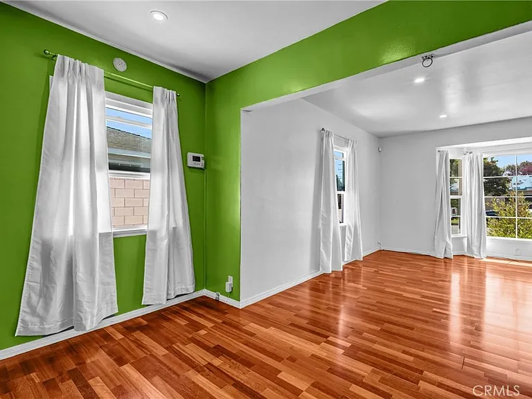 3663 Delta Ave — Photo 9