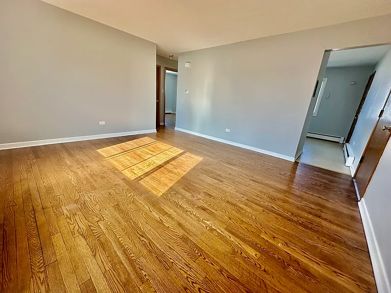 550 N Ardmore Ave #2W — Photo 5
