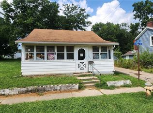422 E 3rd St, Xenia, OH 45385