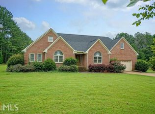 37 Partridge Dr, Macon, GA 31220