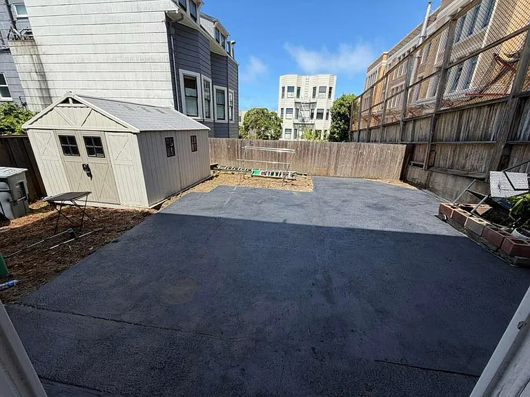 1572 Washington St — Photo 19