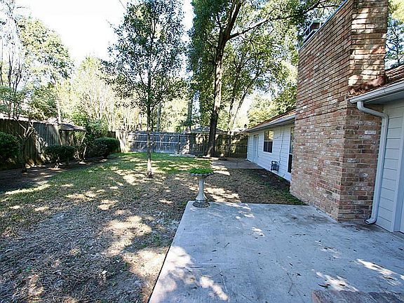 3rd image of 15127 Willow Branch Dr
