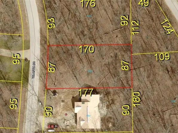 1506 Via Appia Dr, Sunrise Beach, MO 65079