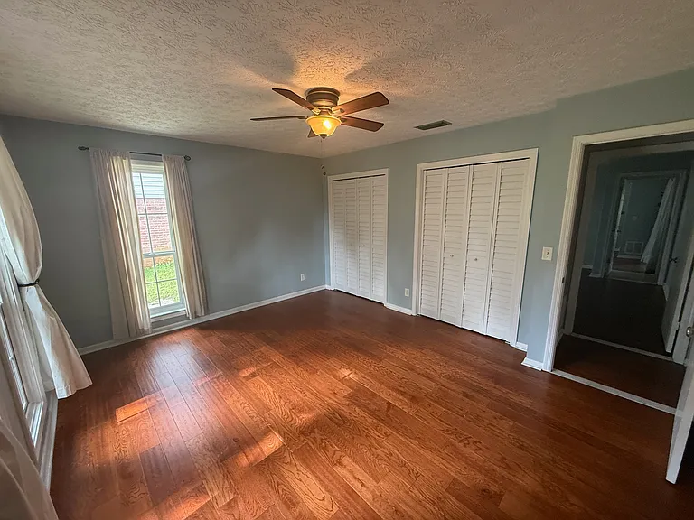 2374 Stafford Dr — Photo 39