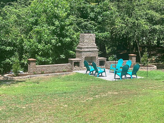 3rd image of 6173 Knotts Creek Ln