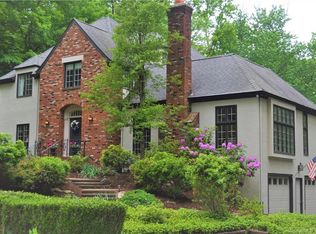 40 Hull Pl, Ridgefield, CT 06877