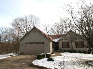 336 Westminster Dr, Mackinaw, IL