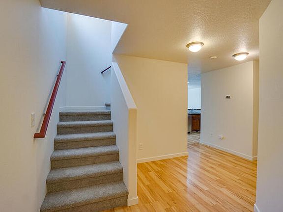 5th image of 7026 NE 55th St