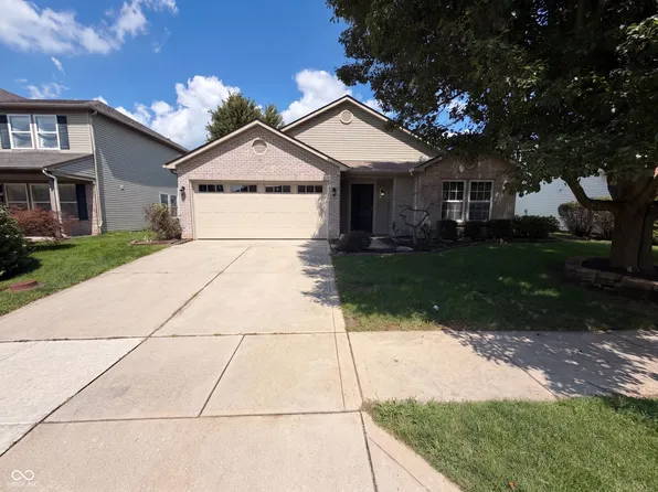12134 Brushfield Ln, Fishers, IN 46037