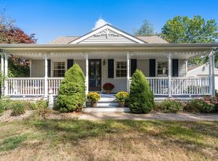 282 Cushman Rd, Rochester, MA 02770