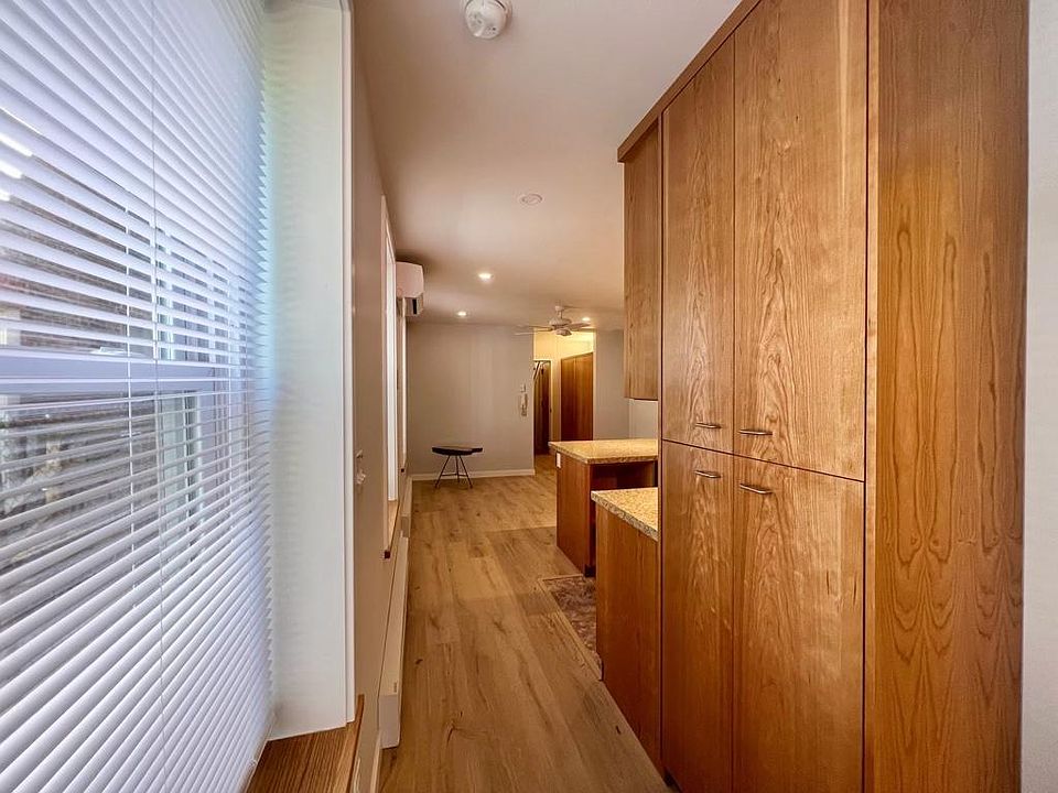 storage in hallway to bedroom