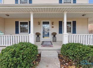 565 Wilkshire Dr, Waterville, OH 43566