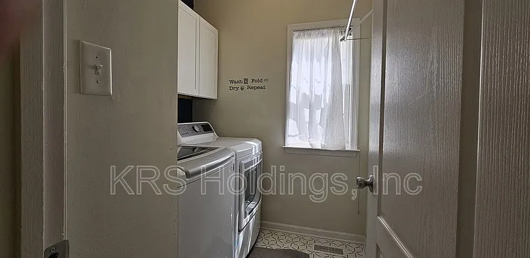 125 Crosspointe Ct — Photo 23