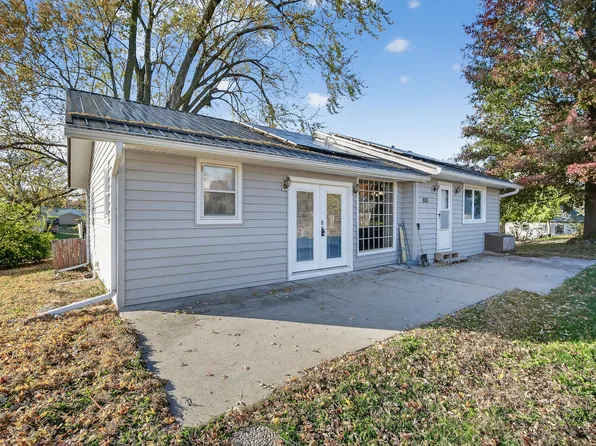 805 N Roche St, Knoxville, IA 50138