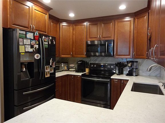 3rd image of 4151 SW Egret Pond Ter